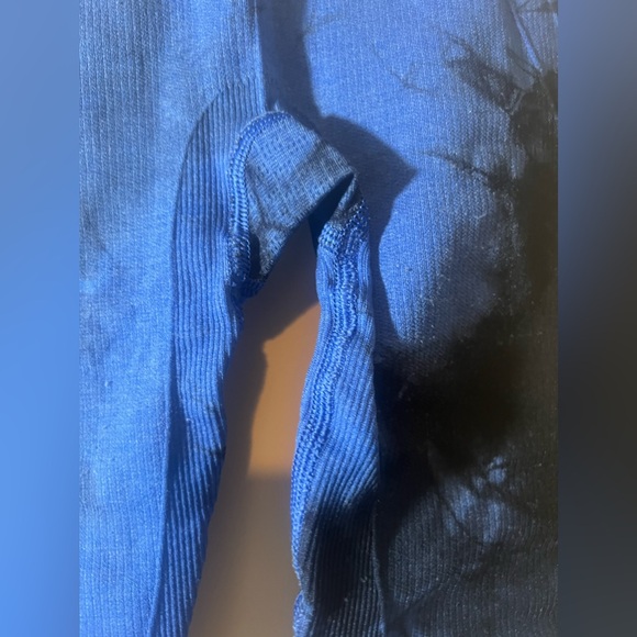 Lululemon cropped leggings size 2 - Picture 7 of 10